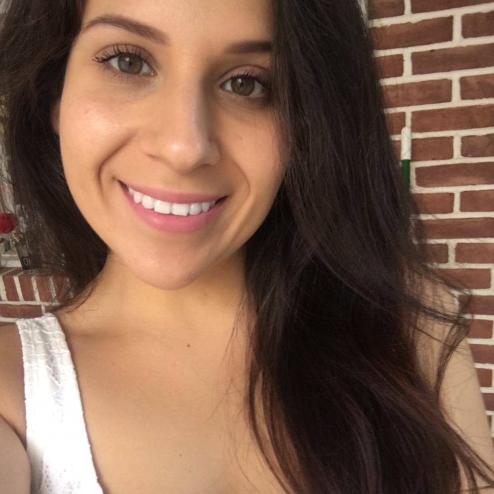 Meet your Posher, Celina